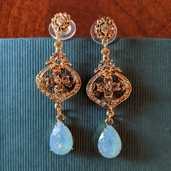 Miss Ellie NYC Chandelier Drop Earrings gold tone - Picture 3 of 6